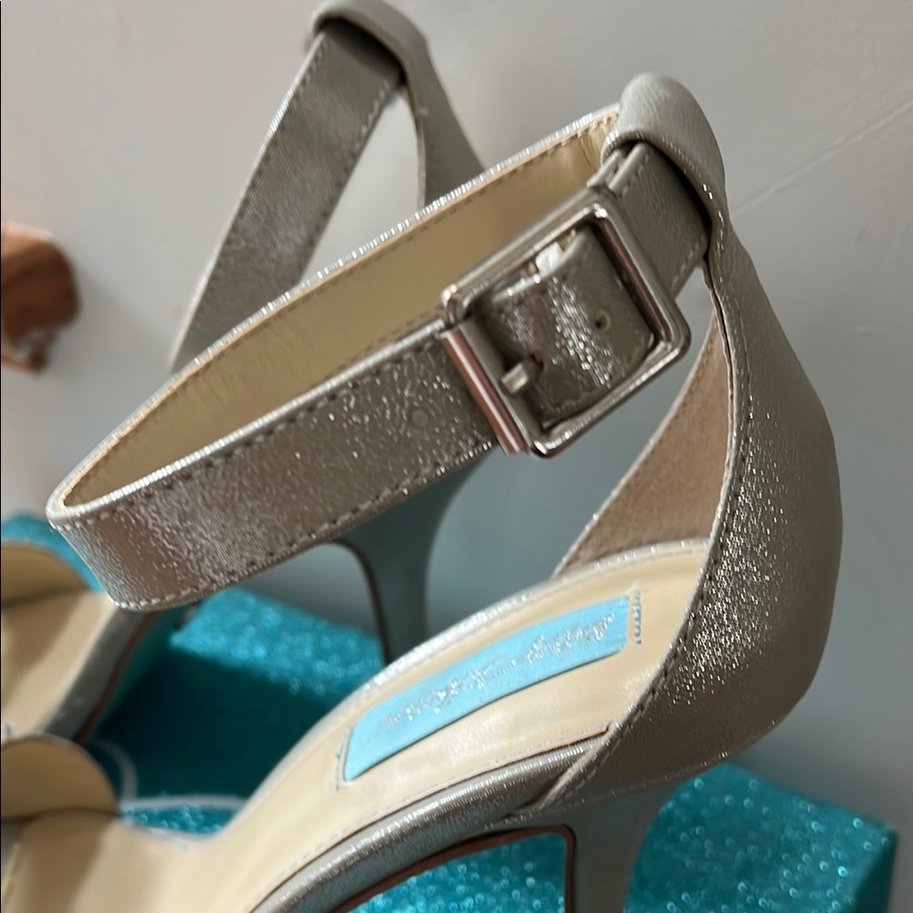 Betsey Johnson Silver Heels with Crystal Embellishments - Picture 4 of 11